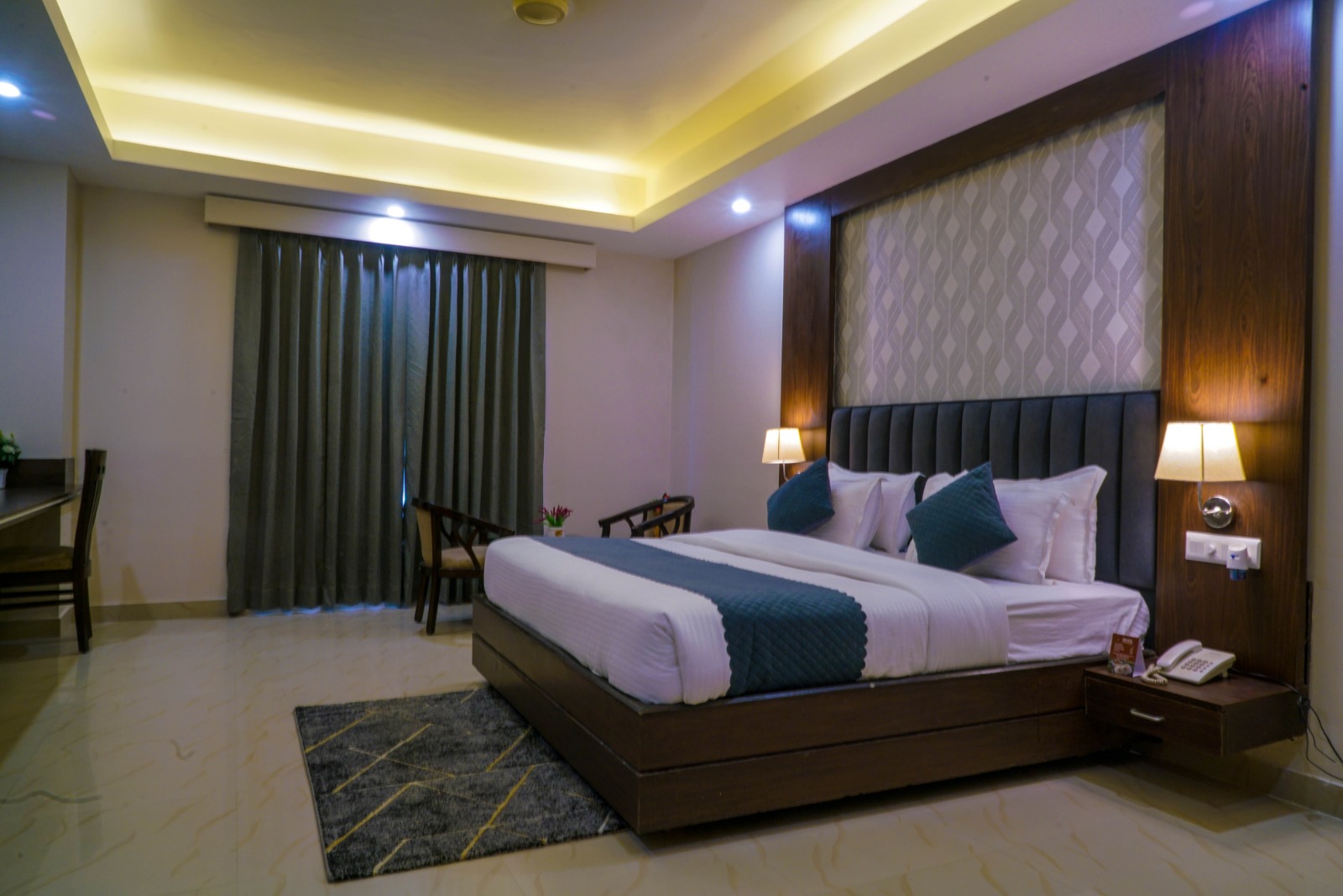 TEAK MANOR Best homesaty in dehradun