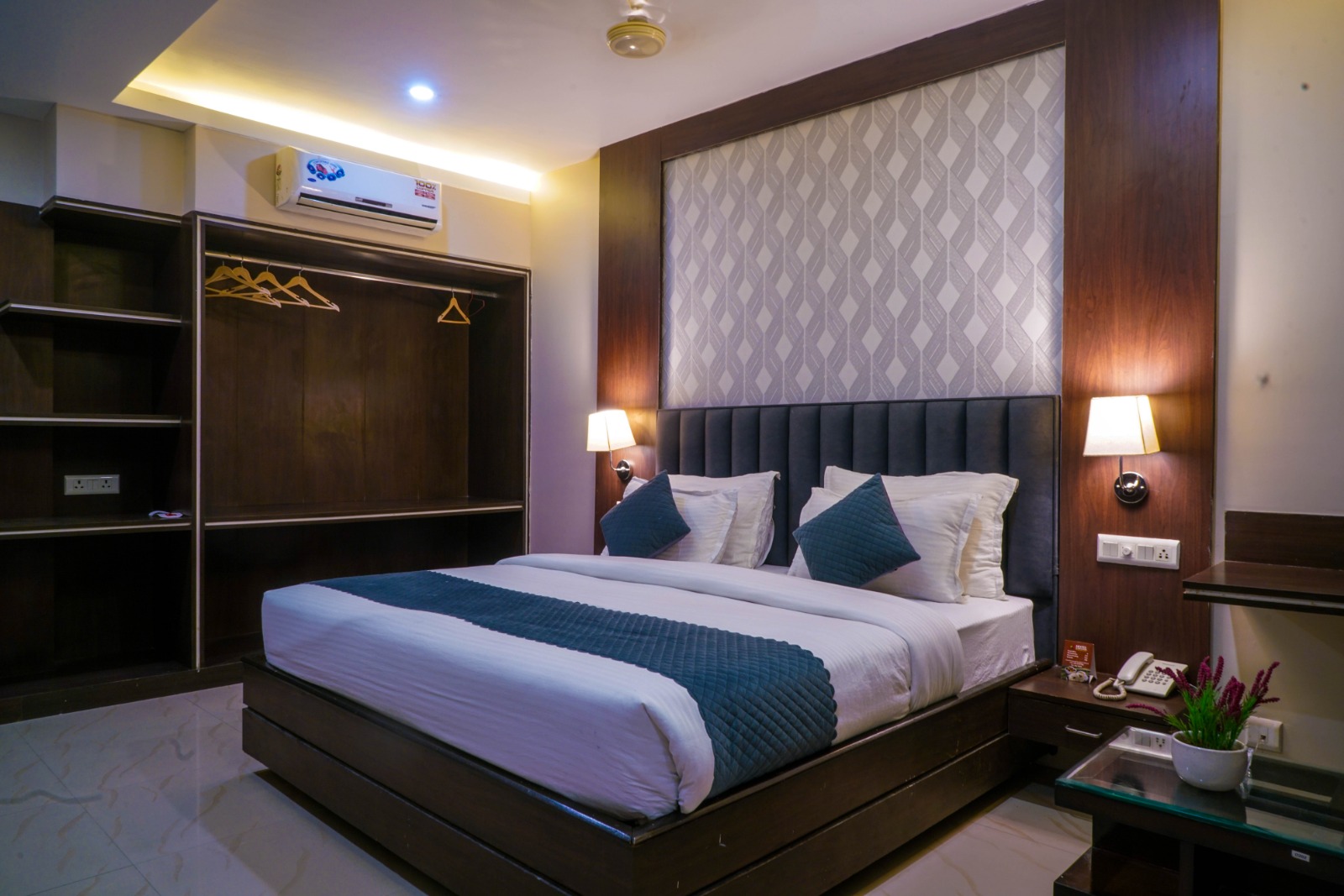 hotel alaknanda dehradun